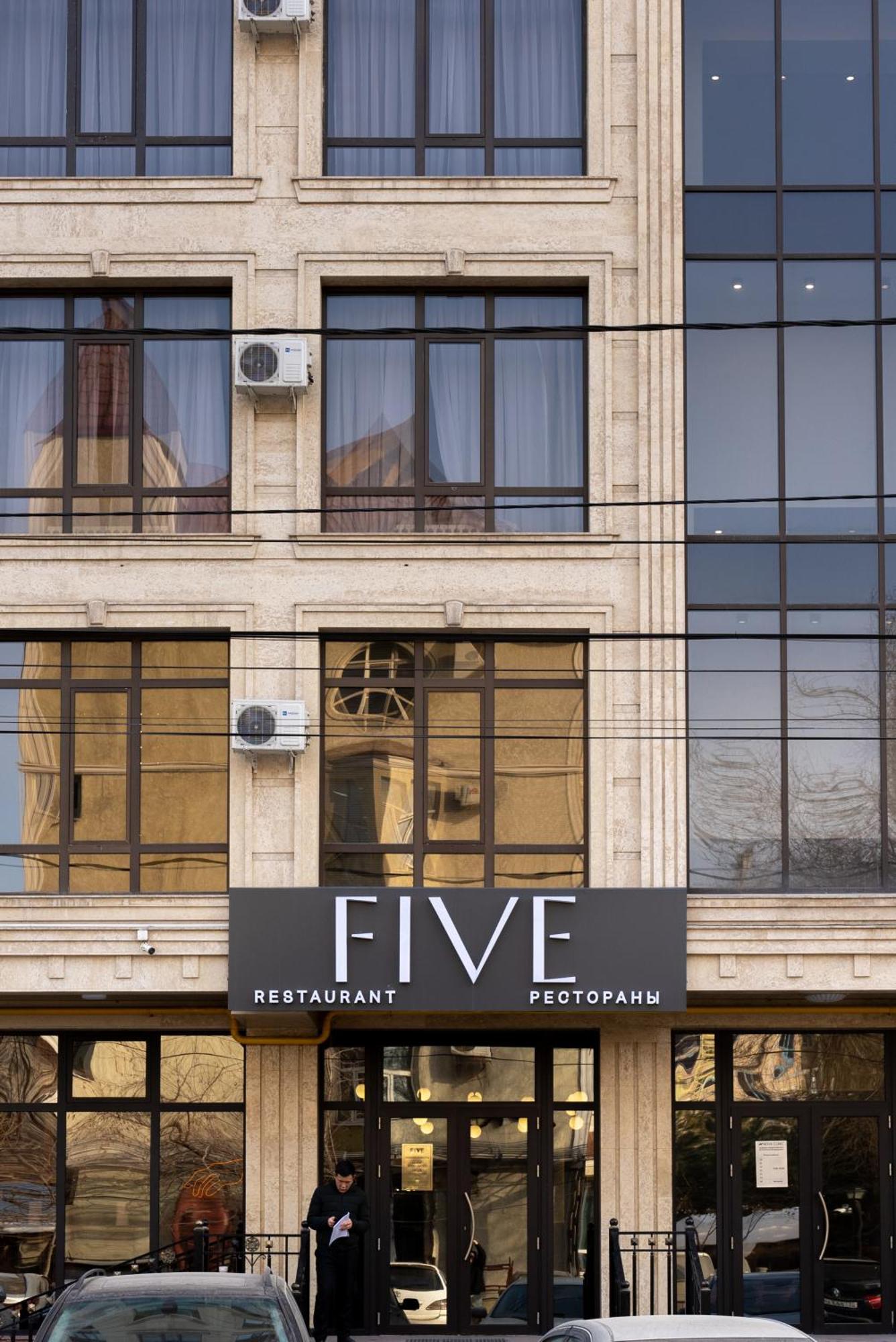 בישקק Five Hotel מראה חיצוני תמונה